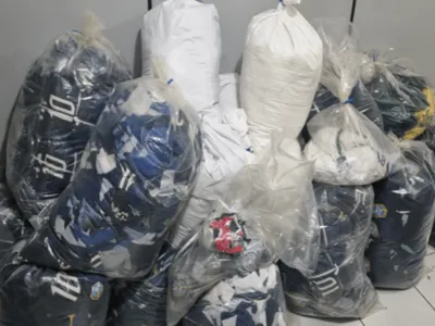 Polícia encontra milhares de produtos falsificados em imóvel de Potim