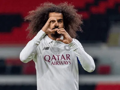 Catar x Suíça tem jogador que deixou o futebol europeu para se tornar ídolo