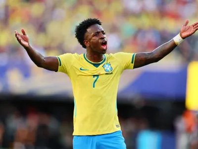 Vini Jr. marca gol do Brasil, mas post viraliza por motivo inusitado; veja