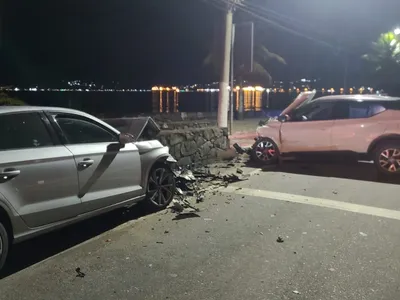 Batida frontal deixa quatro feridos na Avenida Guarda Mor, em São Sebastião