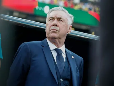 Elia Jr. detona Ancelotti após empate do Brasil: "Ultrapassado"
