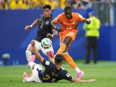 Com gol no fim, Costa do Marfim vence Equador na estreia pelo Grupo E