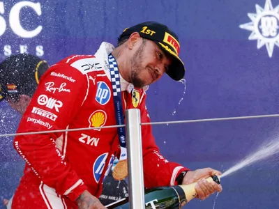 Veja curiosidades da 1ª vitória de Hamilton pela Ferrari