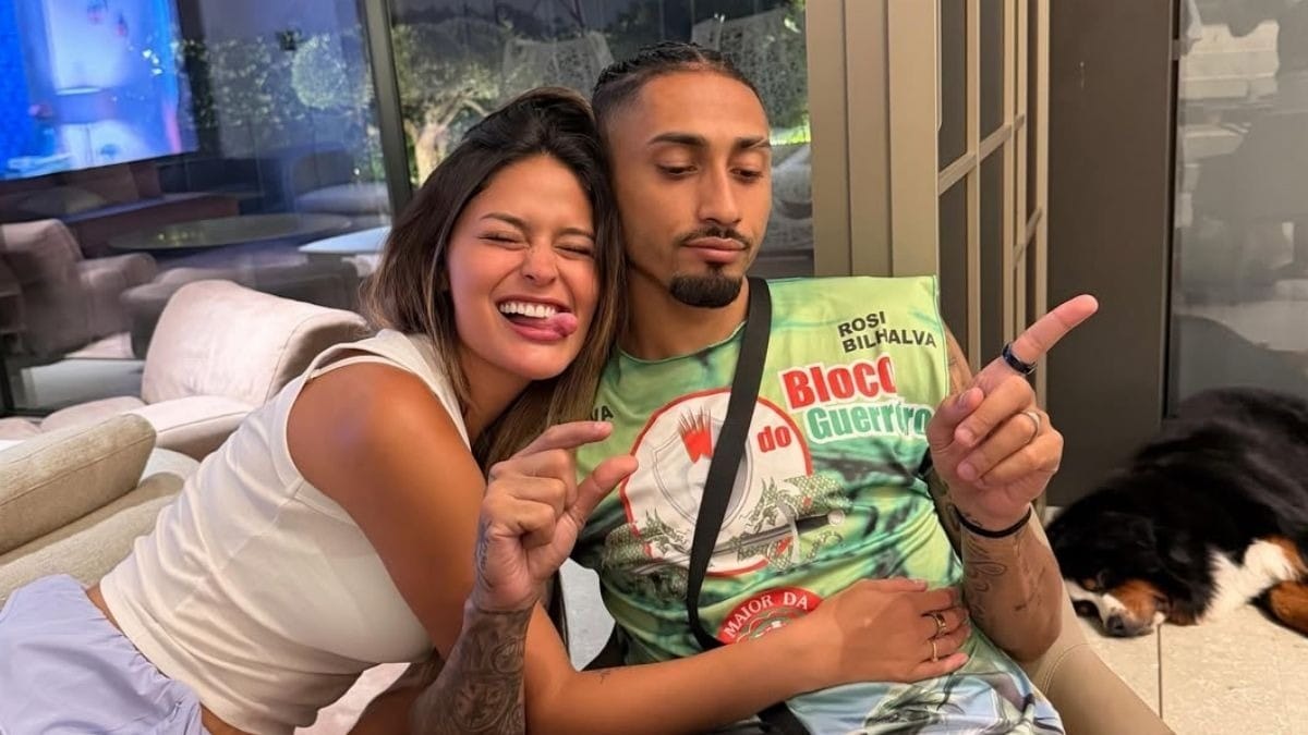 Esposa de Raphinha rebate críticas após empate da Seleção Brasileira