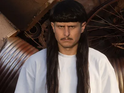 Quem foi Oliver Tree, cantor que morreu em acidente de helicóptero no Rio?