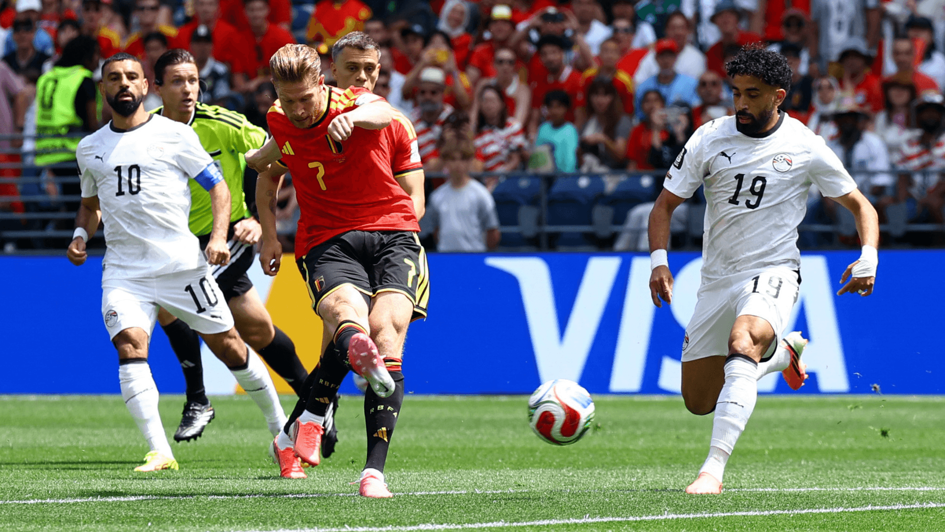Bélgica e Egito fazem jogo agitado na Copa do Mundo e ficam no empate