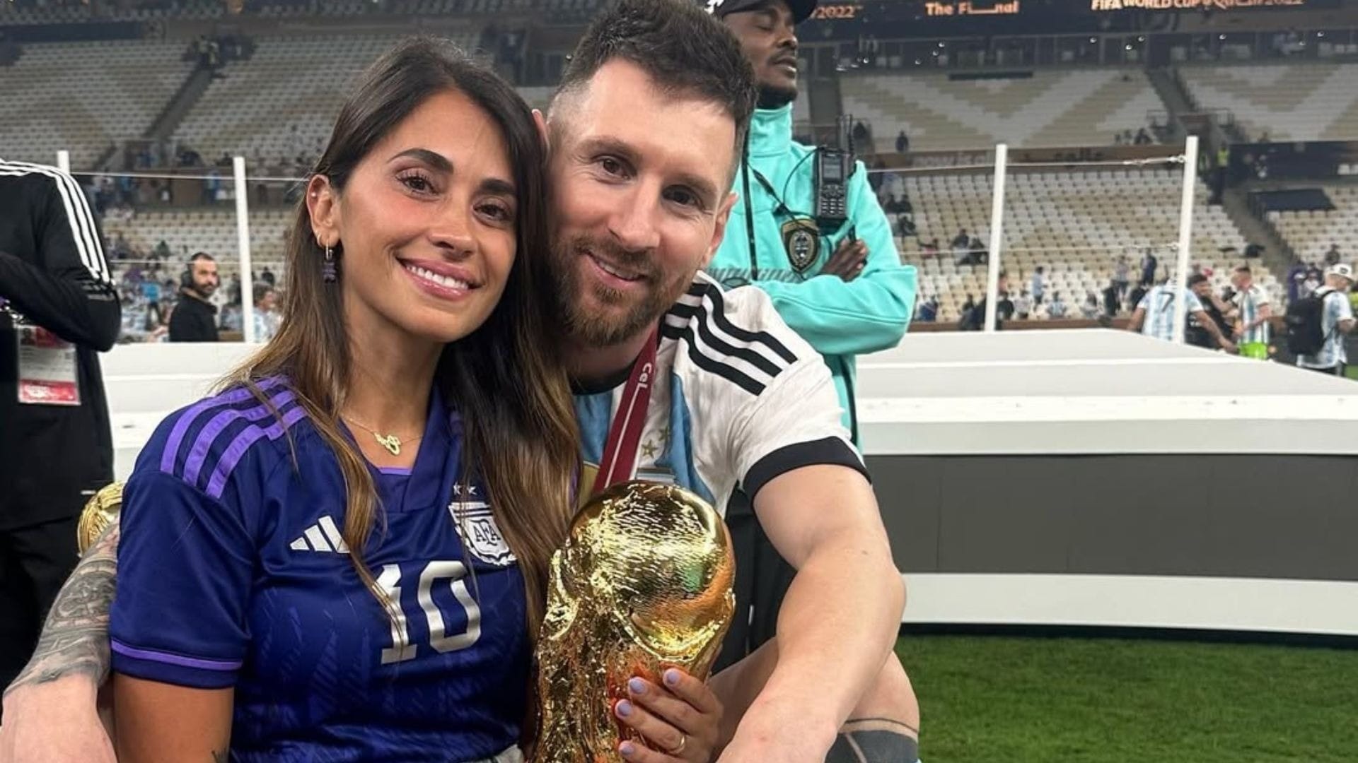Antonela Roccuzzo: conheça amor de infância de Messi que o apoia na Copa