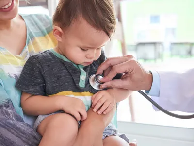 Como é a rotina de quem cuida do coração de bebês e crianças