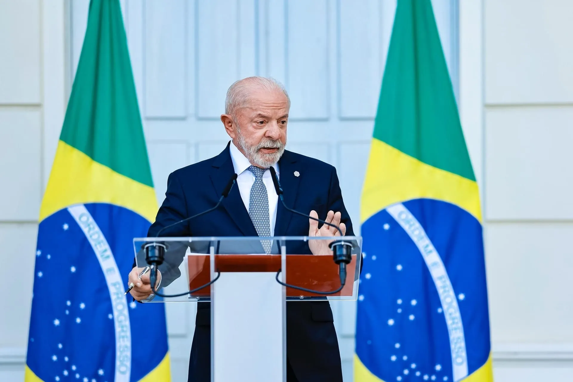Avaliações de Lula melhoram mesmo após crise do Caso Master