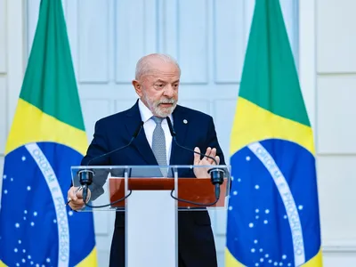Lula evita falar de apuração contra Jaques Wagner; veja dia dos candidatos