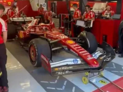 Rafael Câmara testa carro da Ferrari em Barcelona, na Espanha