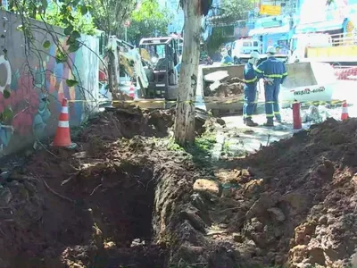 Vazamento de gás em obra da prefeitura de SP isola Beco do Batman