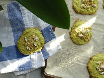 Descubra como fazer bolachinhas de pistache com apenas 4 ingredientes