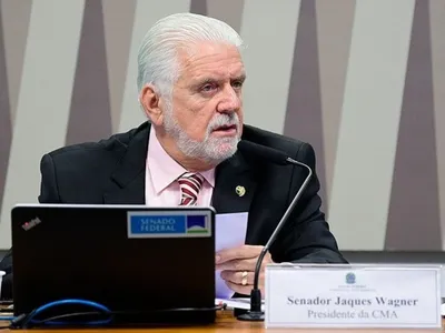 Presidente do PT diz confiar em inocência de Jaques Wagner após ação da PF