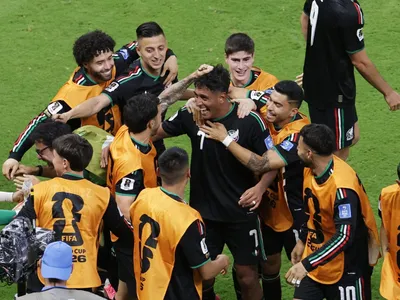México derrota Coreia do Sul e é o 1º classificado para a 2ª fase da Copa