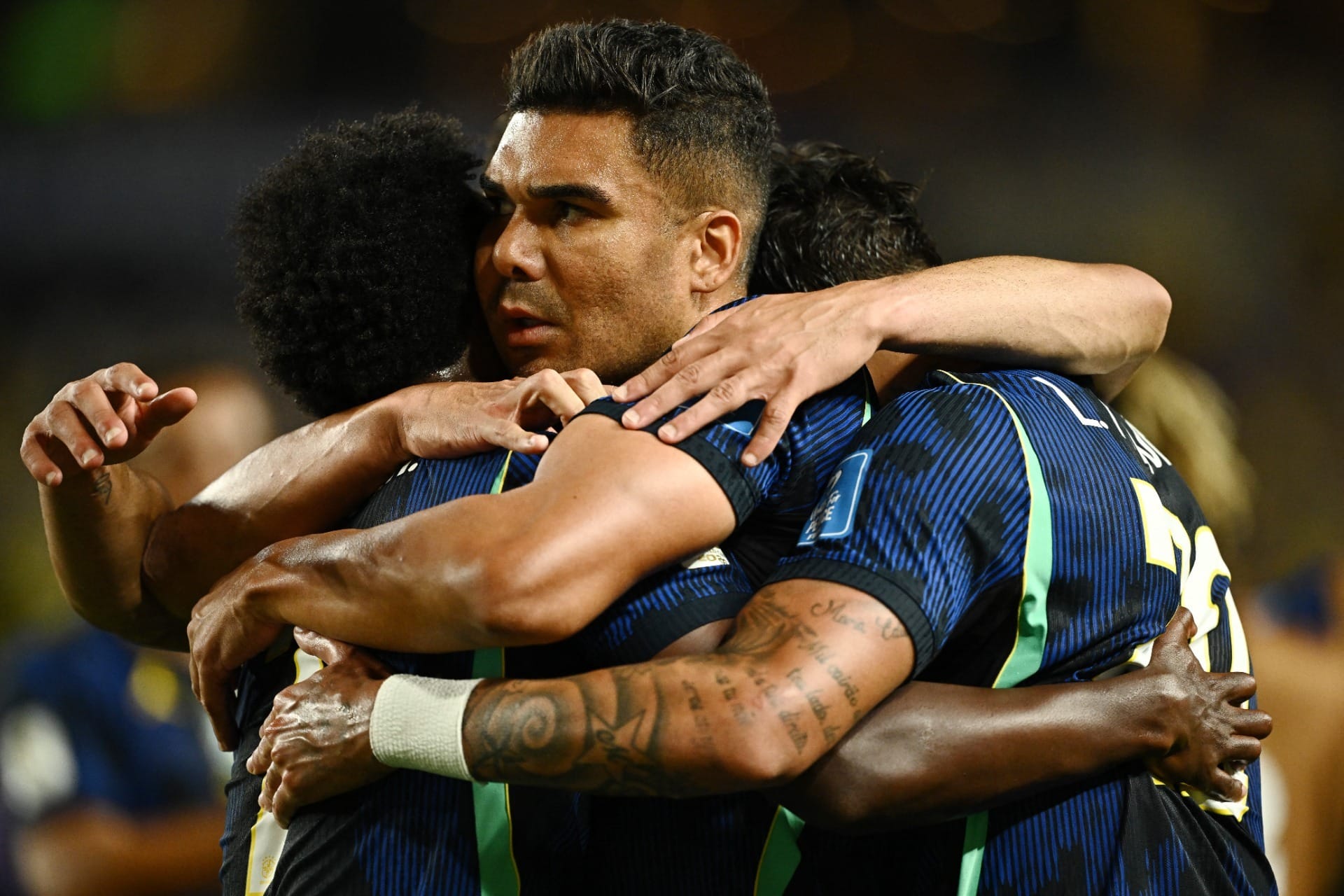 Casemiro elogia Brasil, mas avisa: "A gente sabe que precisa melhorar"