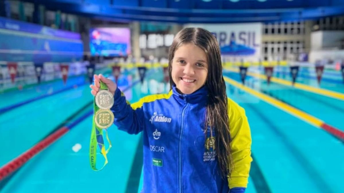 Marcela ganhou 1º lugar 200m medley e 2º lugar 100m costas. Redes Sociais.