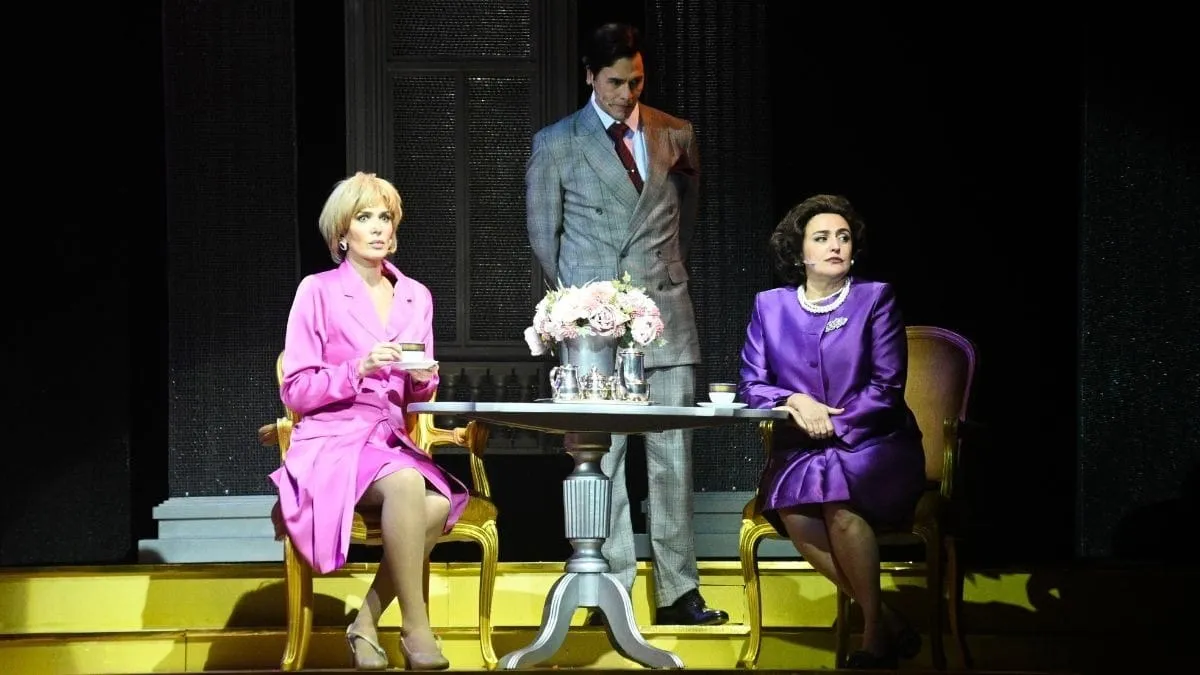 Sara Sarres, Cláudio Lins e Simone Centurione em 'Diana - A Princesa do Povo'