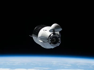 Parte de foguete da SpaceX atinge a Lua a 9 mil km/h