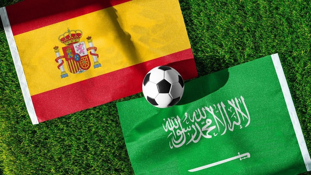 Espanha x Arábia Saudita: escalações confirmadas com craque em campo