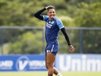 Athletico acerta contratação do lateral Gilberto, ex-Bahia