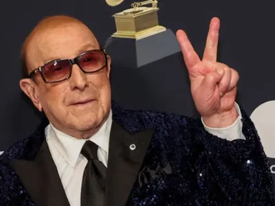 Morre Clive Davis, produtor que lançou Whitney Houston e Aretha Franklin
