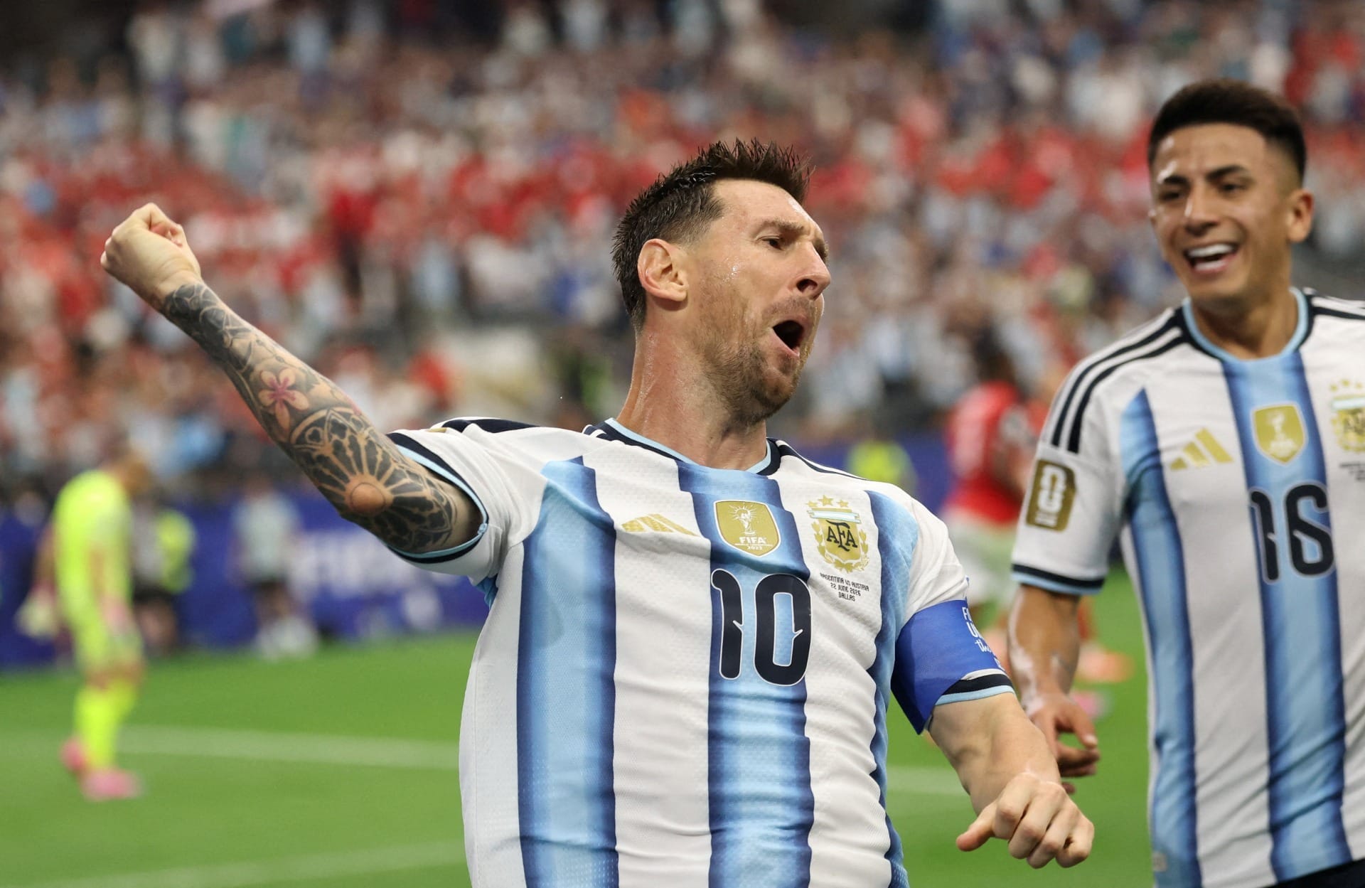 Paquetá lesionado e Messi artilheiro: o dia do torneio