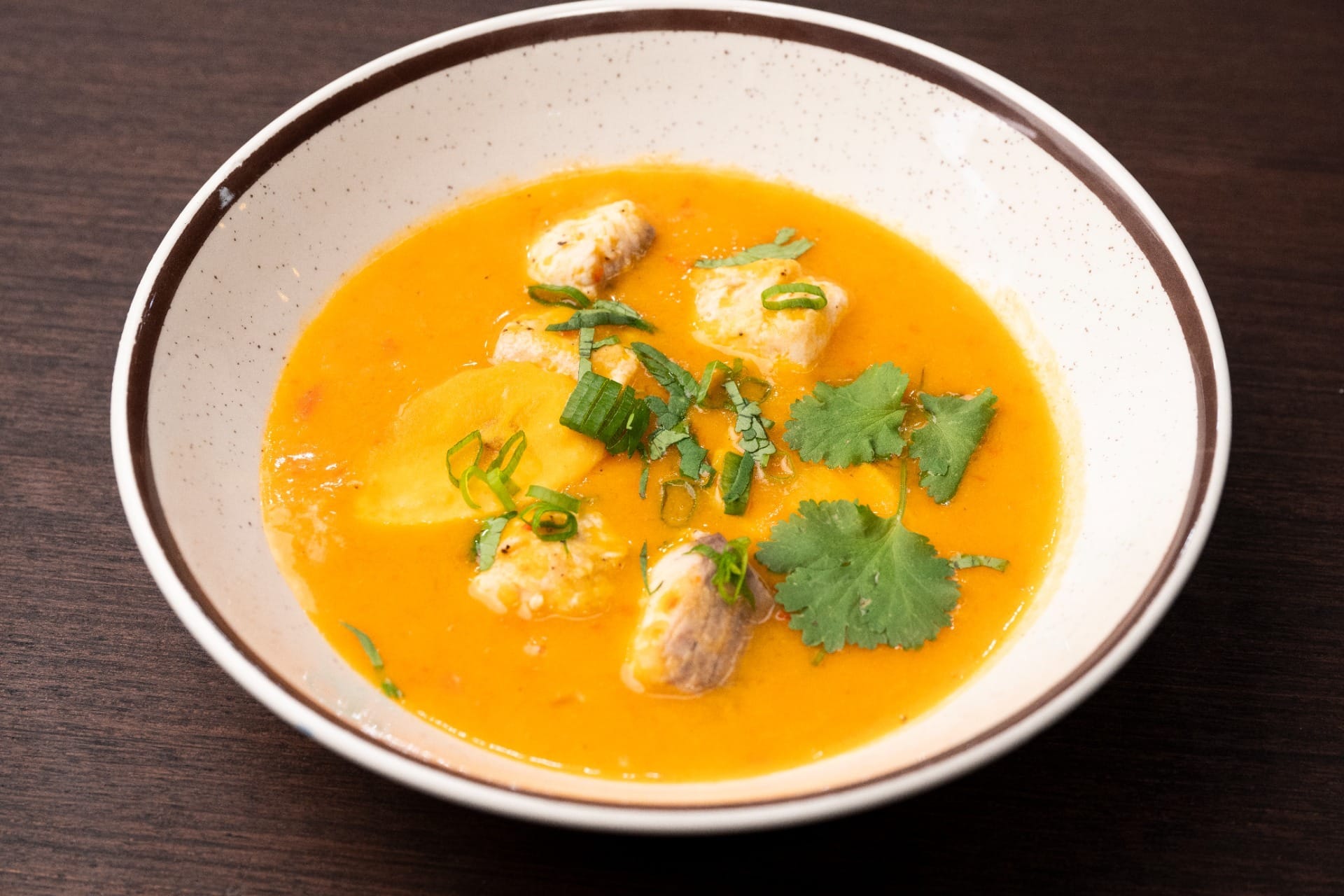 Pintado com caldo de mandioca | Band Receitas
