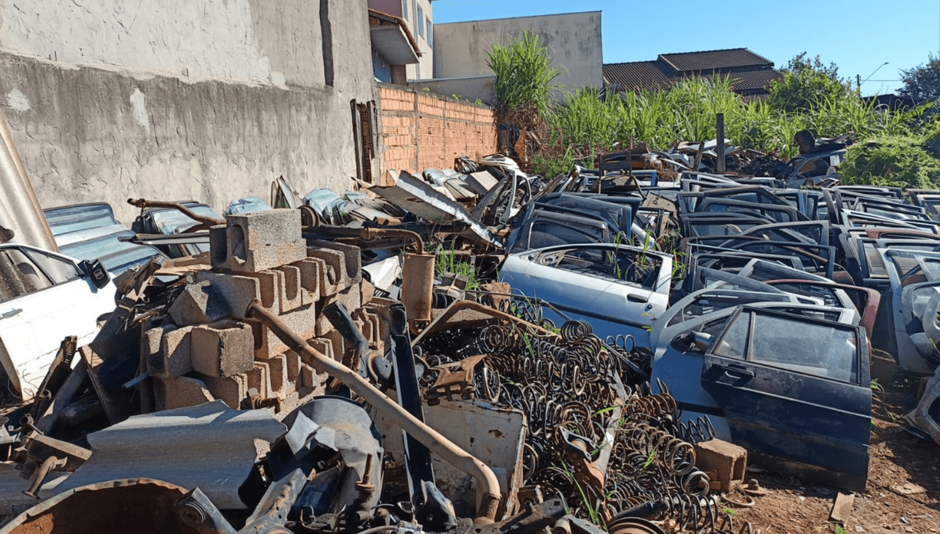 Estabelecimento foi autuado pelo DETRAN