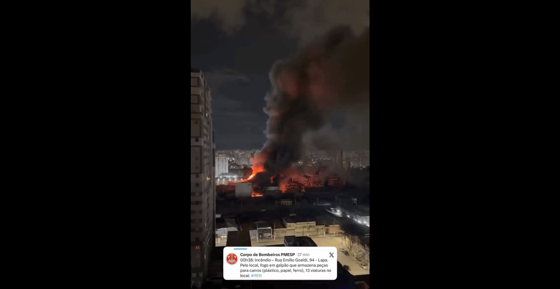 Incêndio atinge três galpões na Lapa, zona oeste de São Paulo