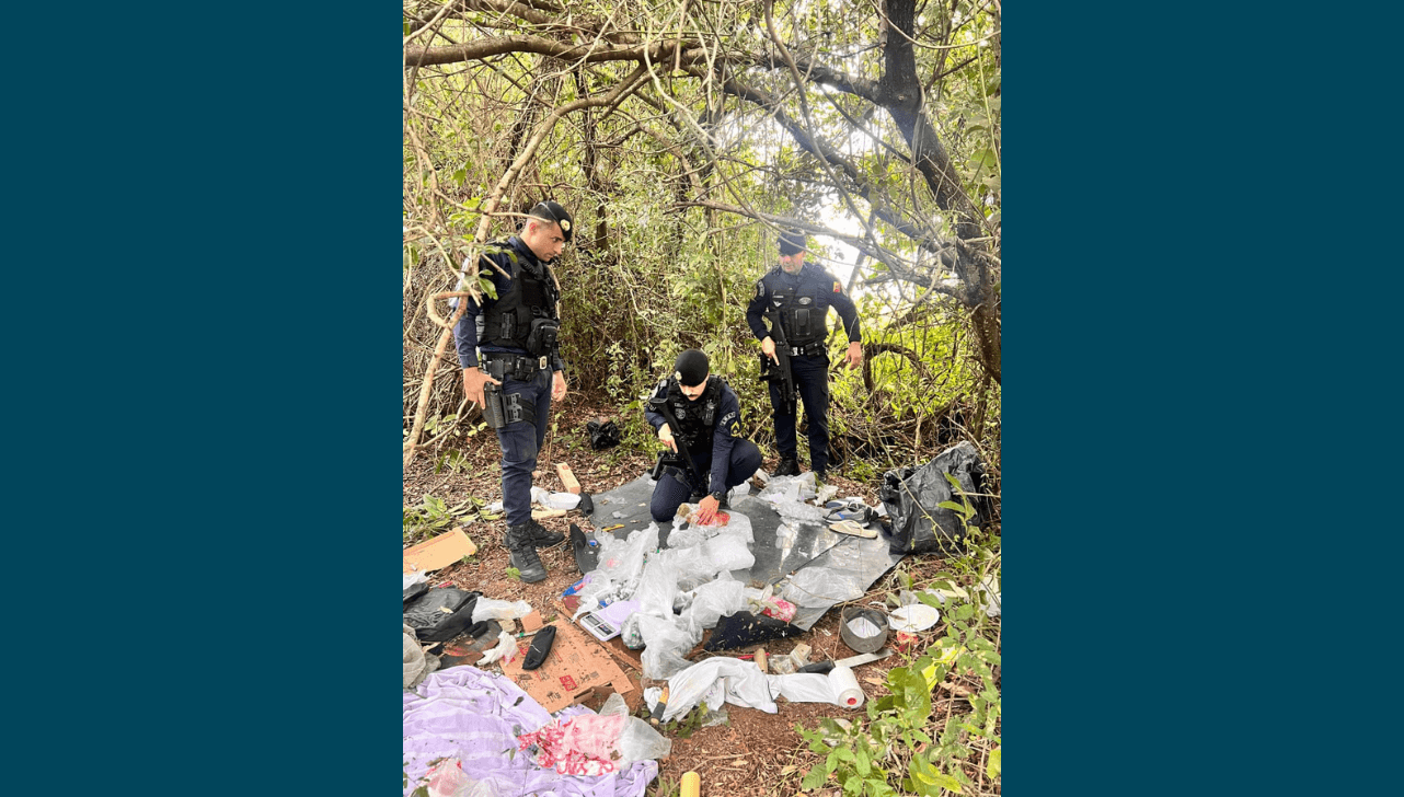 Suspeitos fogem e deixam mais de 5 kg de maconha para trás em Sorocaba