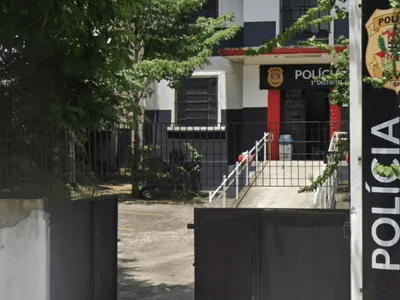 Quadrilha invade sítio, faz família refém e rouba R$ 6 mil em Guaratinguetá