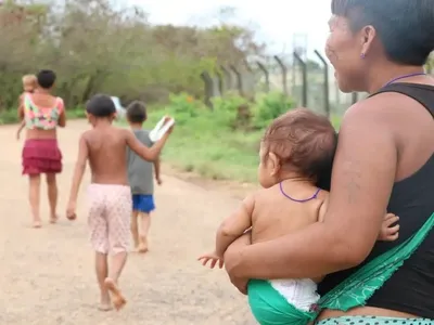Saúde cria comitê para reduzir morte materna e infantil indígena