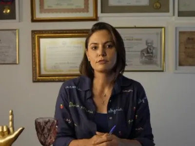 Vídeo de Michelle é 'mais um revés' na campanha de Flávio, diz jornal