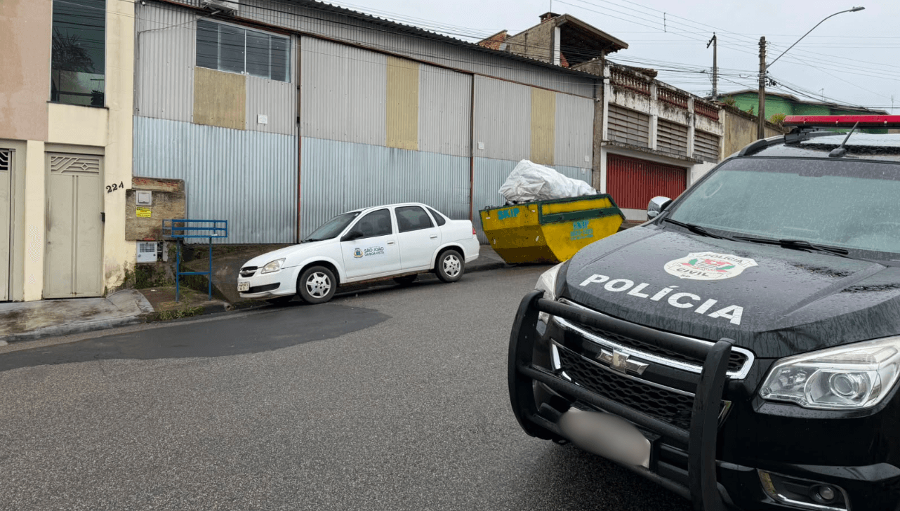 O barracão fica no Jardim Dona Terezinha, em São João da Boa Vista (SP)