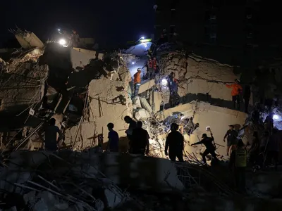 Sobe para 1.943 o número de mortos após terremotos na Venezuela