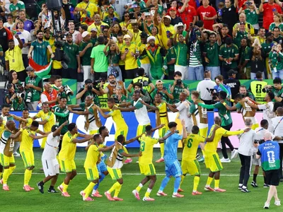 África do Sul quebra tabu histórico e avança às fases eliminatórias da Copa