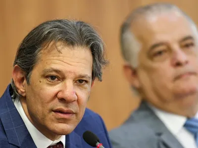Haddad escolhe Márcio França como vice em chapa para governo de SP