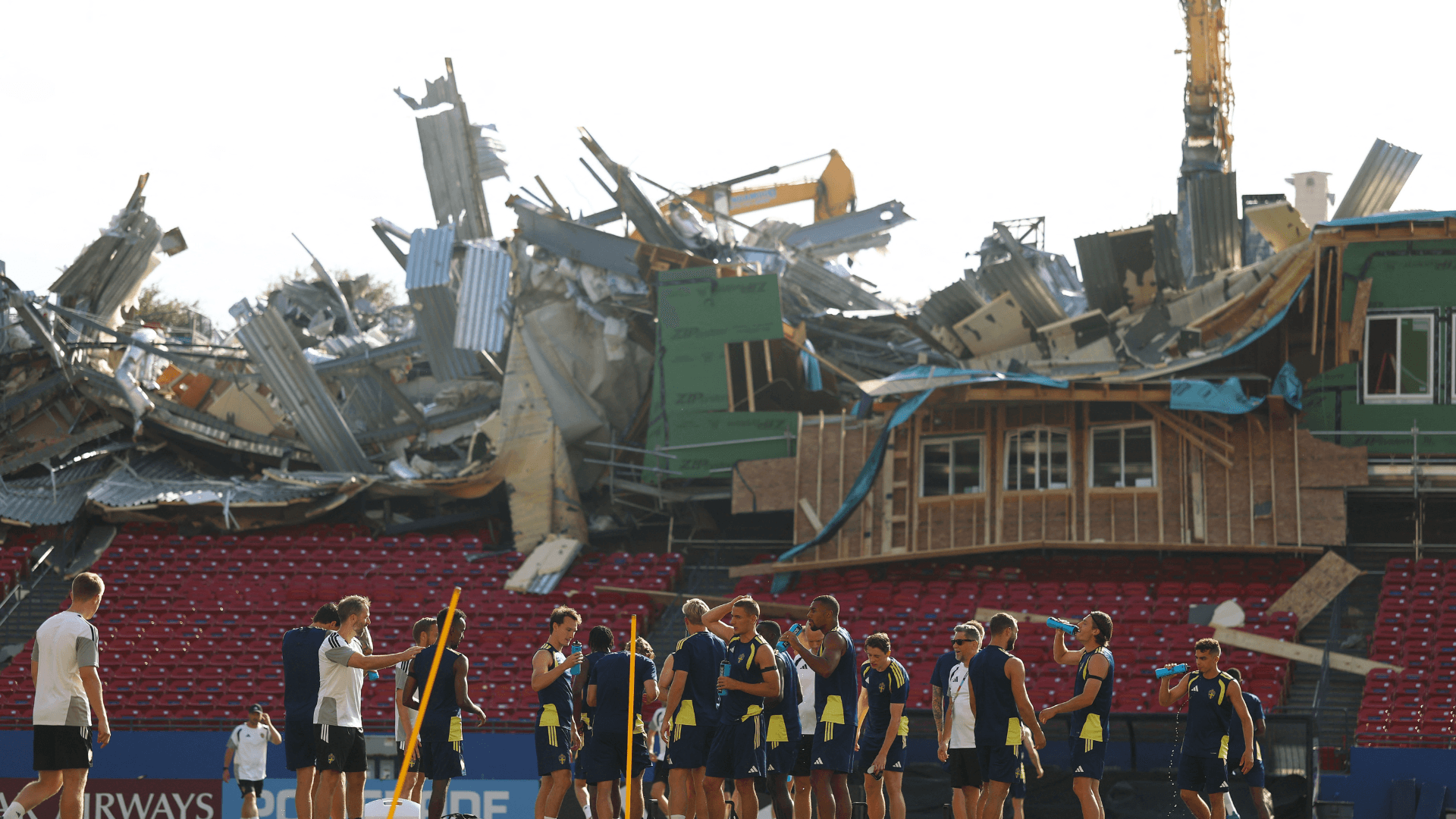 Por que a Suécia treinou em estádio em demolição; entenda