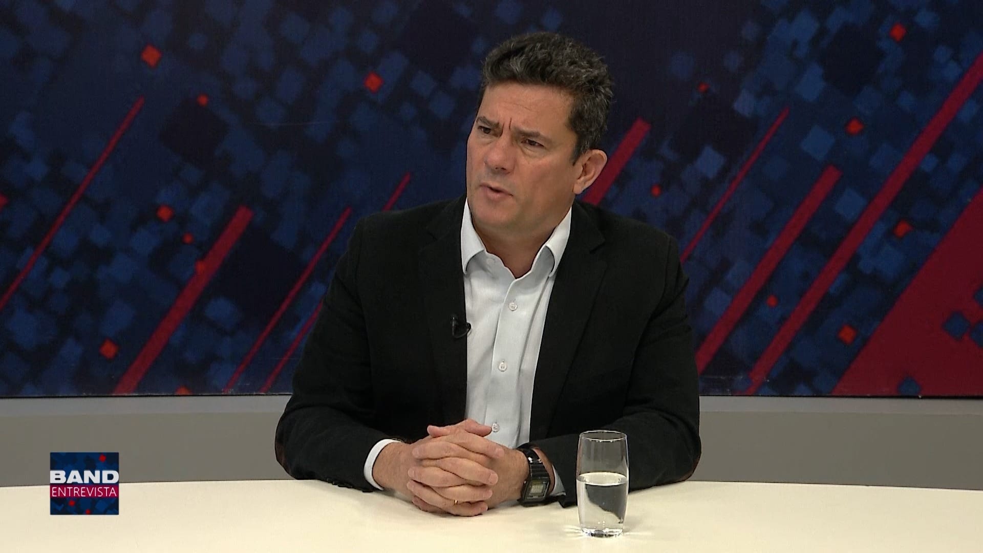 Moro promete presídio de segurança máxima e ofensiva contra o crime