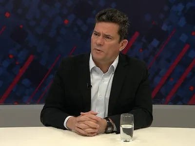 Moro promete presídio de segurança máxima e ofensiva contra o crime