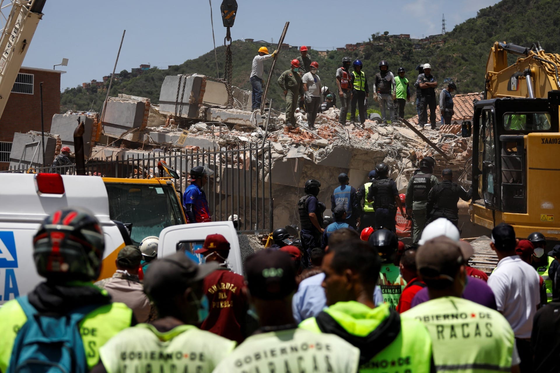Imigrantes venezuelanos no RS criam rede de apoio a vítimas de terremoto