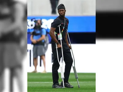 Veja como está o jogador do Canadá que quebrou a perna na Copa