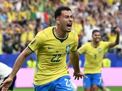 Brasil vira nos acréscimos sobre o Japão e avança para as oitavas da Copa