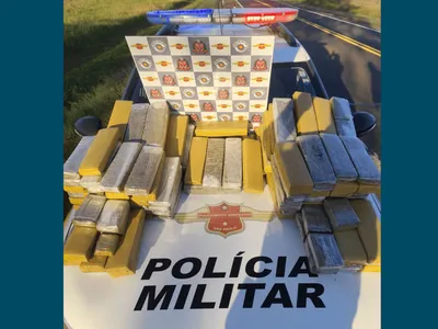 Polícia apreende 149 tabletes de maconha na Rodovia Vicente Botta