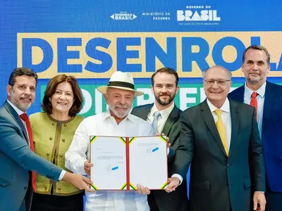 Oposição foca em reformas econômicas enquanto Lula amplia o Desenrola