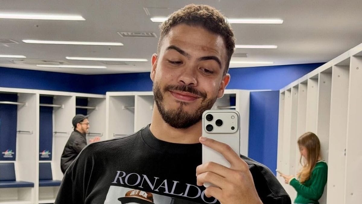 Filho de Ronaldo rebate criticas e fala sobre fama dos pais: "Orgulho"