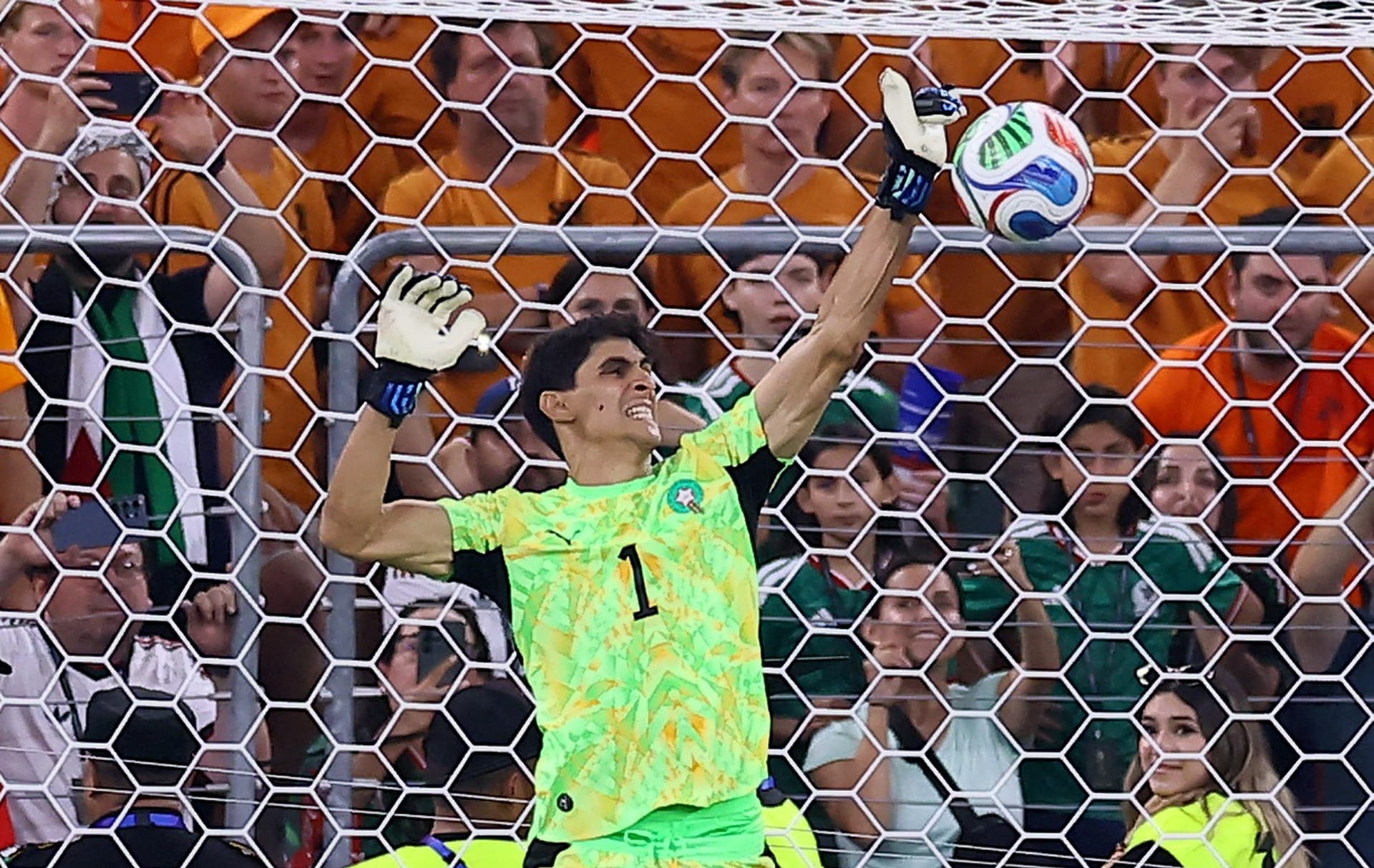 Marrocos elimina Holanda nos pênaltis e vai enfrentar Canadá na Copa