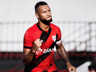 Ponte Preta perde para o Atlético-GO e segue na vice-lanterna da Série B