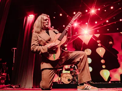 Humberto Gessinger traz show acústico a Curitiba